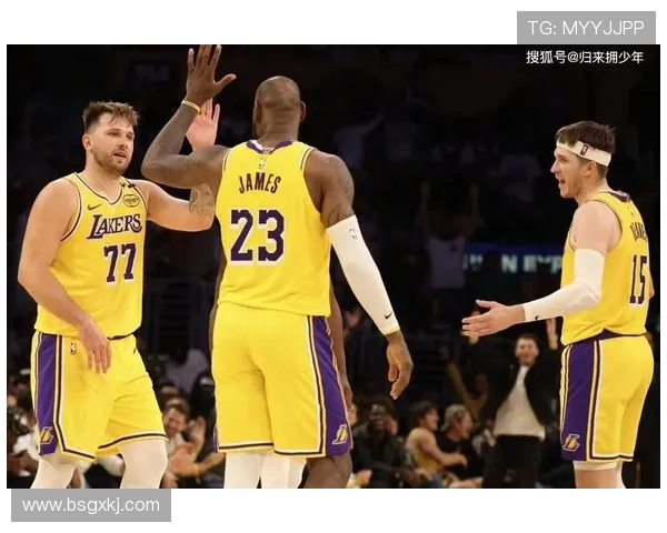 湖人全场失误频频东詹里合计17次东契奇独自9次表现堪忧